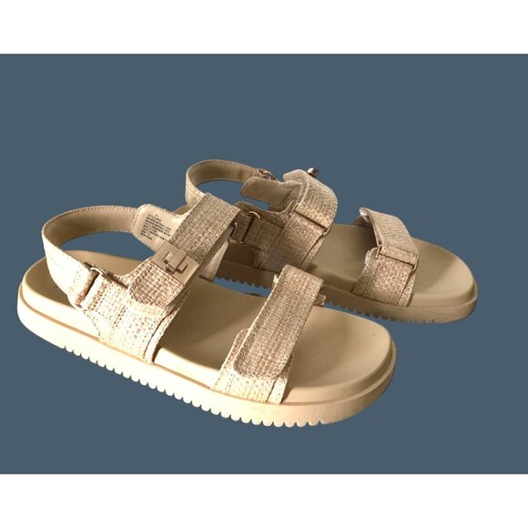 A New Day Womens Textured Beige Sandals Size 9.5 Adjustable Straps Comfortable F - Picture 1 of 7